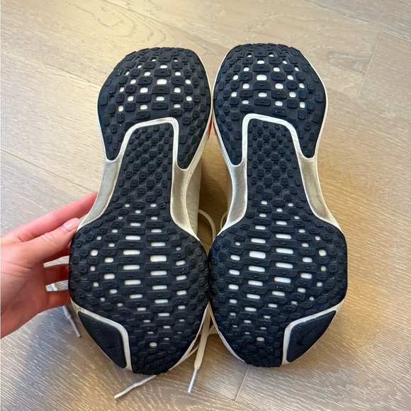 Nike Invincible Run 3 - Picture 6 of 8